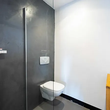 Apartment 1 Bedroom In Center, Near Old Port Marseille
